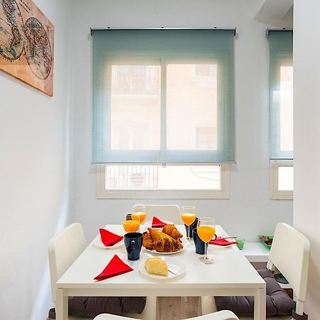 Sohocenter Apartment 2 Rooms Young People Only Malaga Bagian luar foto
