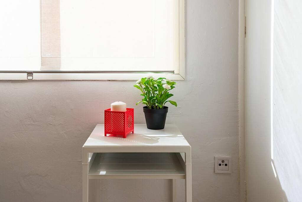 Sohocenter Apartment 2 Rooms Young People Only Malaga Bagian luar foto