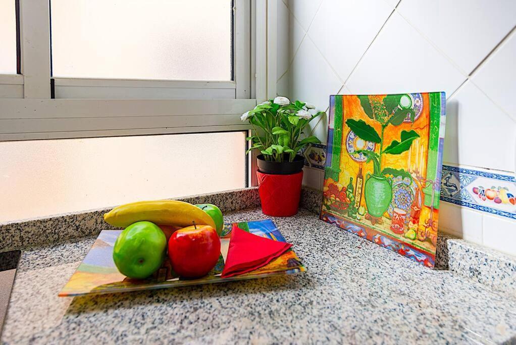 Sohocenter Apartment 2 Rooms Young People Only Malaga Bagian luar foto